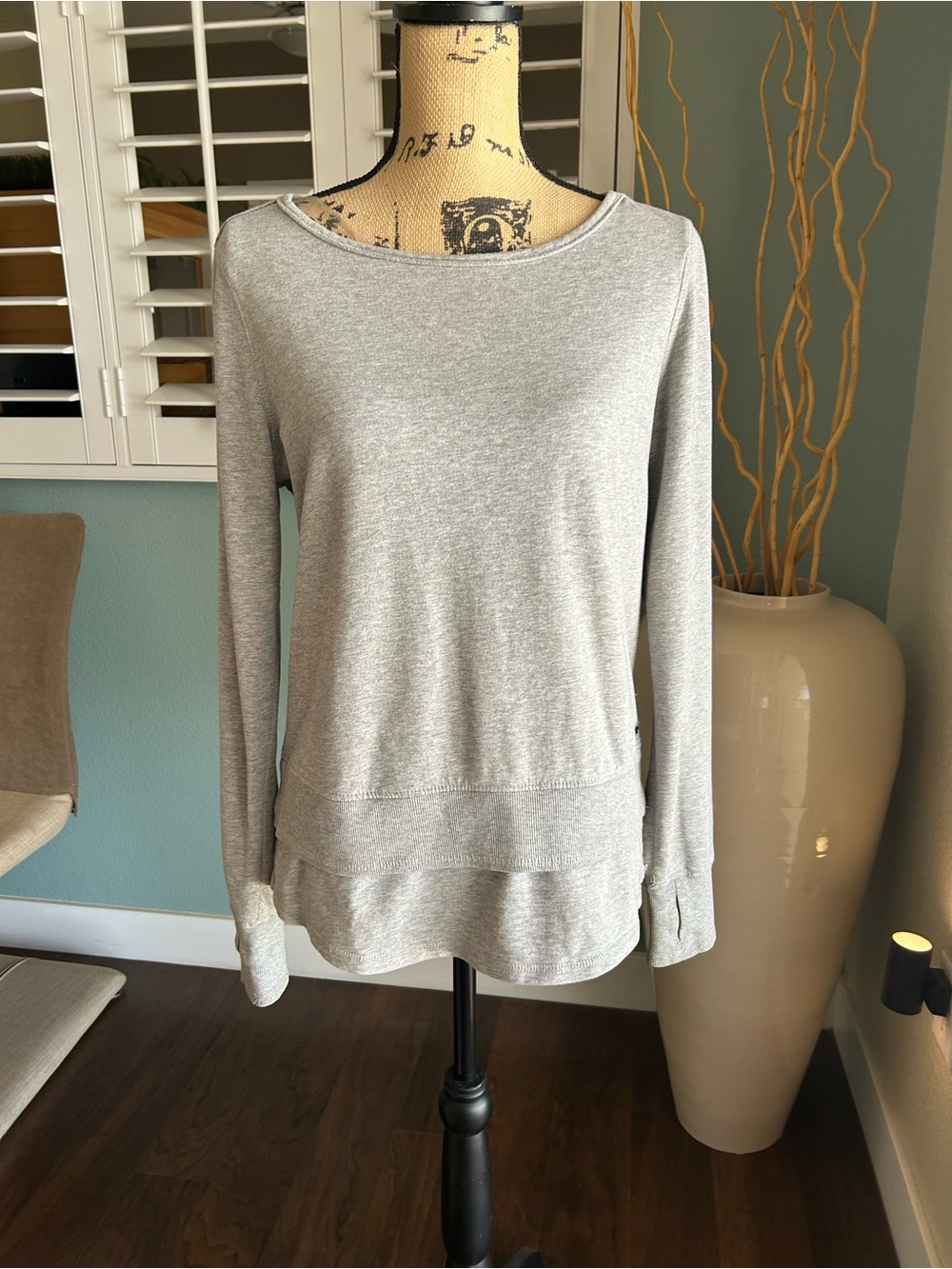 Nanette Lepore Light Gray Layered-Hem Long Sleeve Top